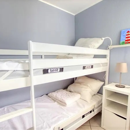 - Haus A, App 0aeg06 *